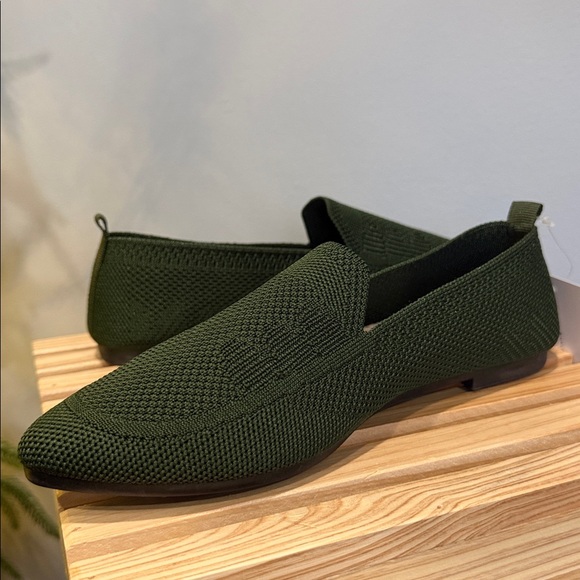 H by Halston Shoes - HP🌈 BNWT! H Halston Olive Green Fabric Women’s Loafers HH - Deniero Size 7
